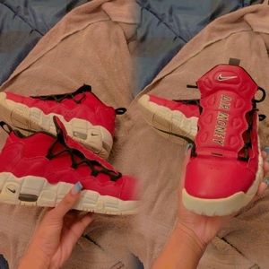 Red air money air max